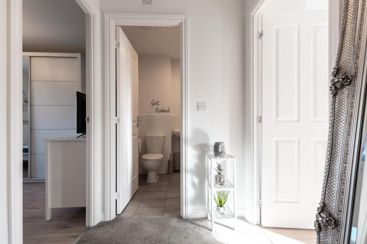 Cheerful 3 Bedroom House - Sleeps 7 Alwalton Exterior foto